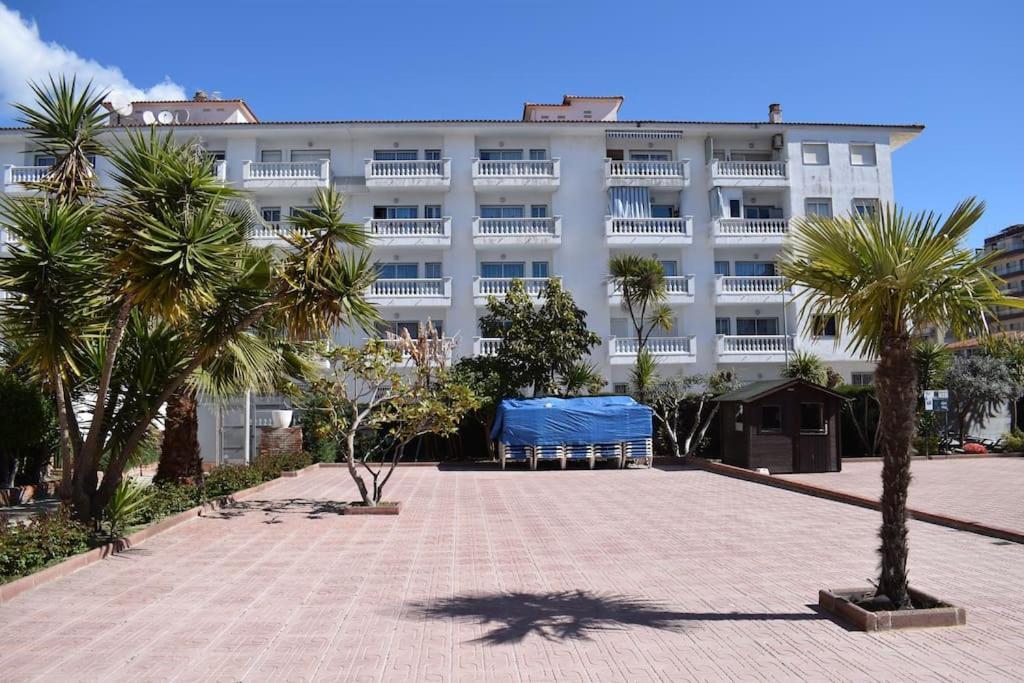 Alegre Apto Con Piscina, A 300M De La Playa. Blanes Ngoại thất bức ảnh